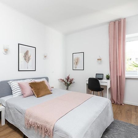 Superapart Nowolipki 23, Unwind In Urban Chic Apartament Warsaw Luaran gambar